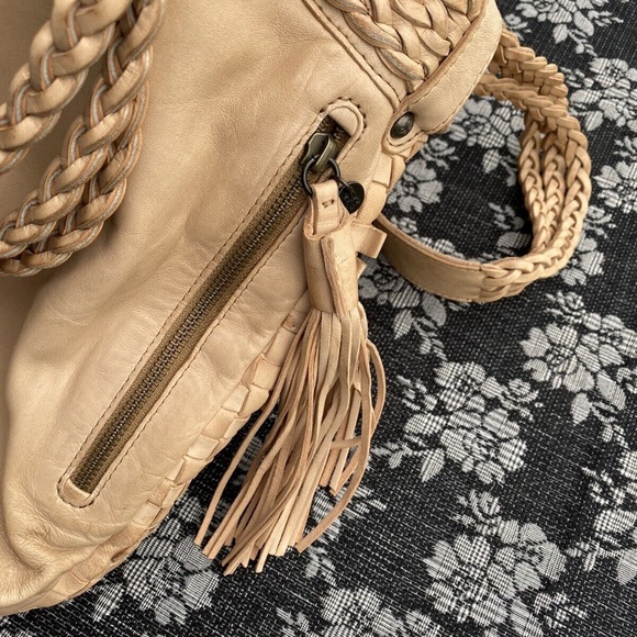 Hobo Forge Sandstorm Artisan Weave Braided Purse - Picture 10 of 12